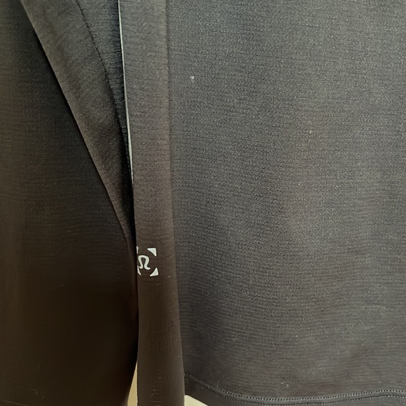 Lululemon Men’s Fast and Free Long Sleeve Athletic Shirt - Picture 4 of 4